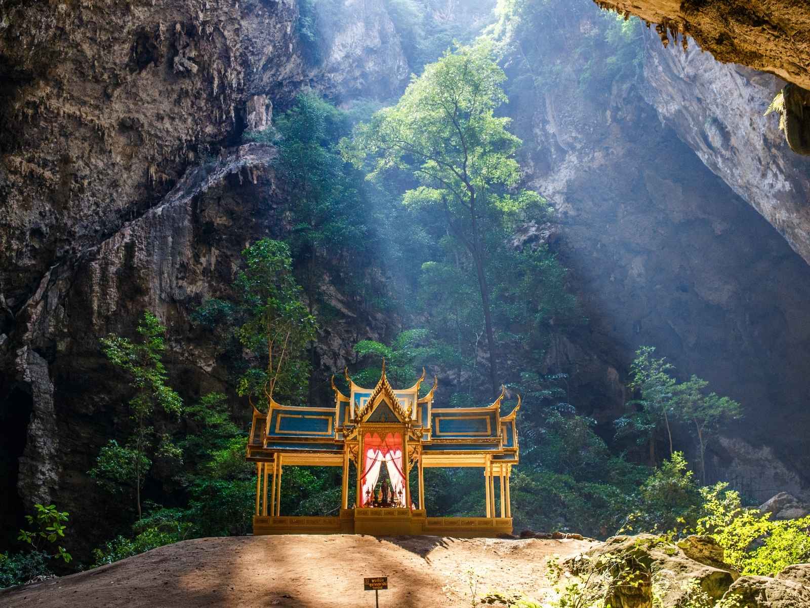 Phraya Nakhon Cave – Padiglione Reale